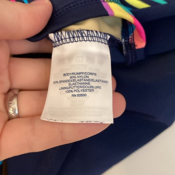 Lands End Rash Guard - Picture 4 of 6